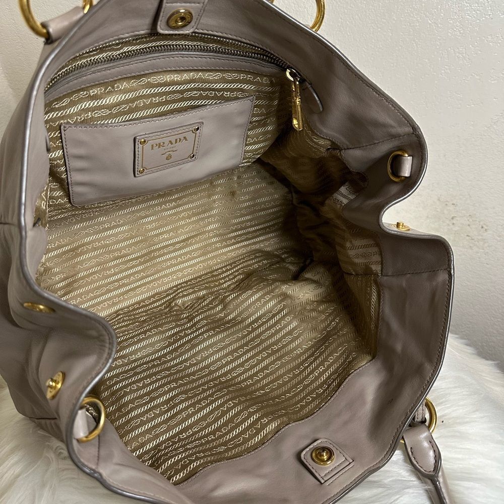 💯Authentic Prada Two-way Tote Bag🍀 - Picture 13 of 17